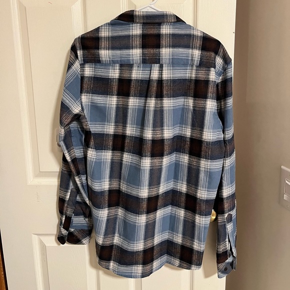 London Prodigy Flannel, Size Medium - Picture 2 of 2